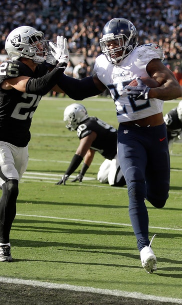 Titans win 4th straight, 42-21 over Raiders